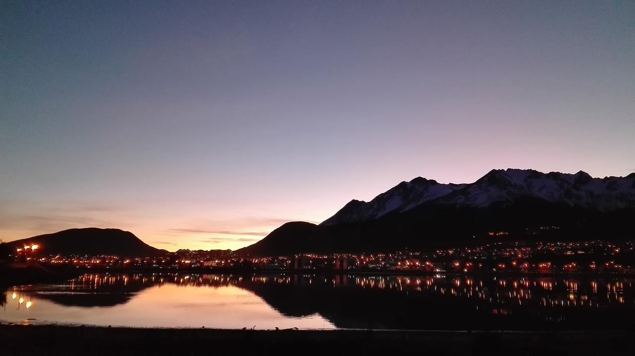Las Retamas B&B Ushuaia Ngoại thất bức ảnh